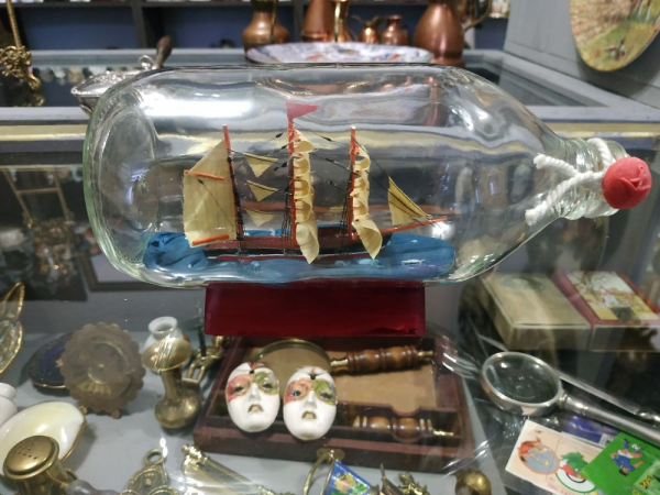 Антикварный Корабль в бутылке Пиратский флагман