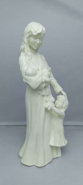 Винтажная Статуэтка Материнство "New Arrival". Фарфор. Royal Worcester, Англия 1990