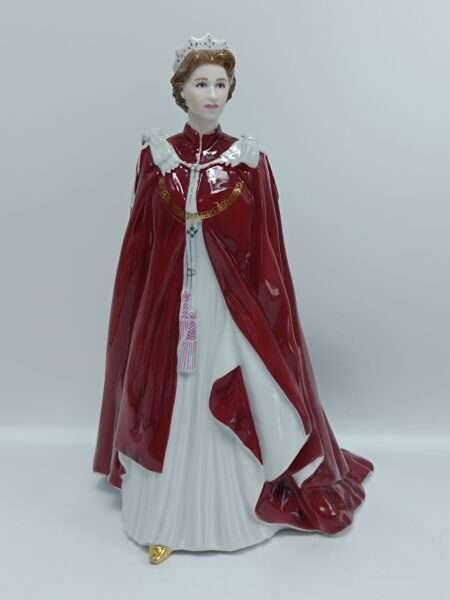 Фарфоровая статуэтка "Королева Елизавета II (Queen Elizabeth)". Royal Worcester, Англия 2006 год