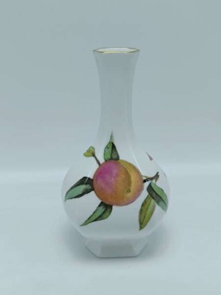 Вазочка миниатюрная Royal Worcester, Англия. Фарфор Высота 11.5 см.