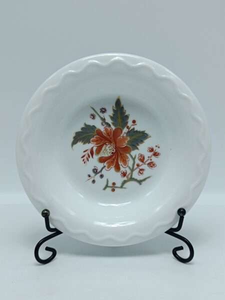 Блюдце для кодлера. Royal Worcester, Англия 1970 года. Фарфор.
