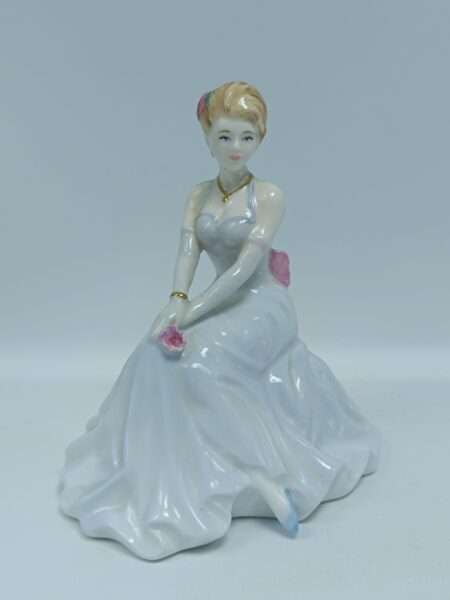 Коллекционная статуэтка "Девушка Janice, Debutantes". Фарфор, роспись. Coalport, Англия 1995 год