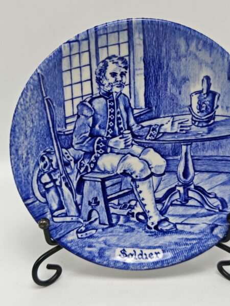 Винтажное блюдце "Профессии". Фарфор, роспись. Wedgwood, Англия, вторая половина XX века