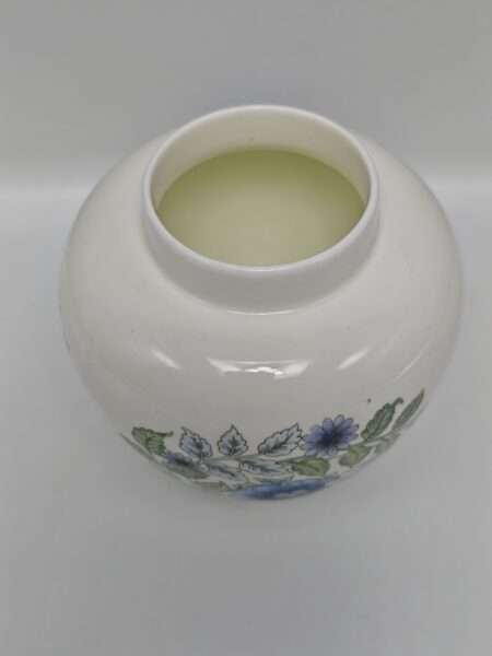 Винтажная фарфоровая ваза для цветов WEdgwood, Англия