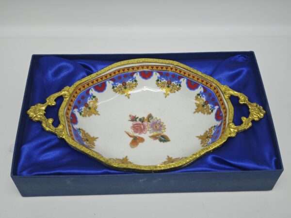 Винтажное фарфоровое блюдо Regency Fine Arts. Глубокое. В оригинальной коробке.