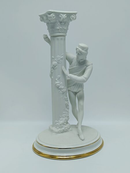Подсвечник "Ромео". Бисквитный Фарфор. Позолота. Franklin Mint, США, 1986 год