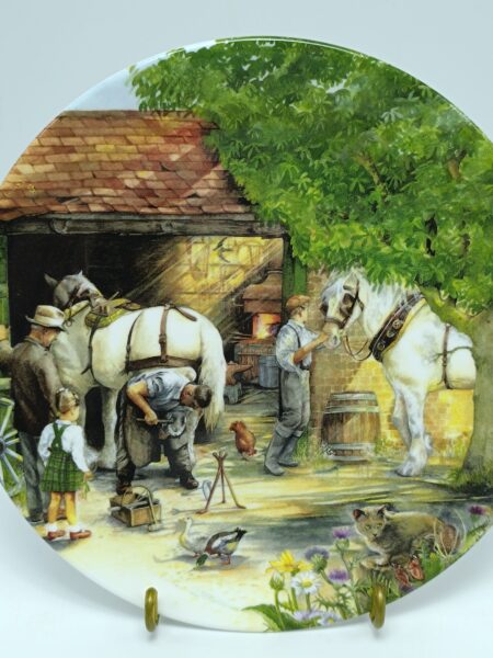Декоративная винтажная тарелка "Кузнец". Фарфор, деколь. Royal Doulton, Великобритания, 1990 год