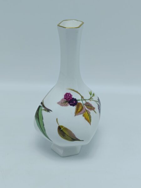 Вазочка миниатюрная Royal Worcester, Англия. Фарфор Высота 11.5 см.