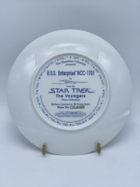 Коллекционная фарфоровая, декоративная тарелка STAR TREK USS Enterprise NCC-1701, Limited Edition, The Hamilton Collection, космический корабль, космос