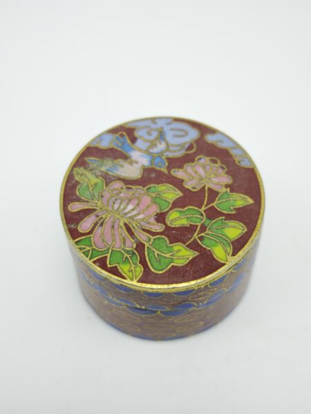 Винтажная шкатулка таблетница. Эмаль клуазоне. 1950-1970 гг.