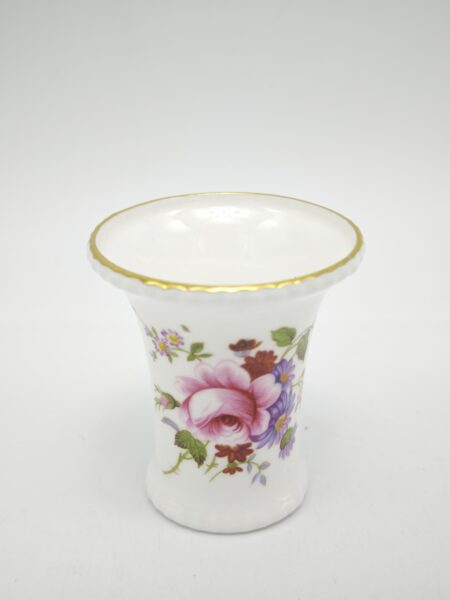 Вазочка миниатюрная "Букеты Дерби". Фарфор. Royal Crown Derby, Великобритания вторая половина ХХ века