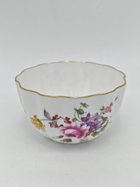 Винтажная сахарница "Букеты Дерби". Фарфор. Позолота. Royal Crown Derby, Великобритания вторая половина ХХ века