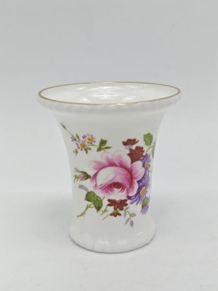 Вазочка миниатюрная "Букеты Дерби". Фарфор. Royal Crown Derby, Великобритания вторая половина ХХ века