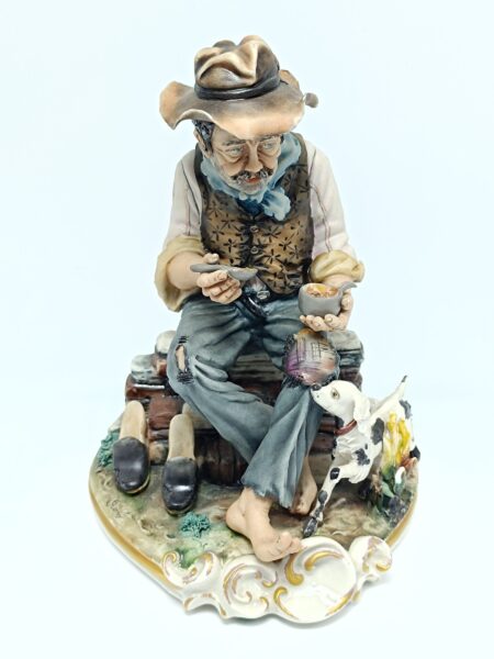 Статуэтка "Старик". Фарфор. Capodimonte Каподимонте, Италия. Ручная роспись. Позолота