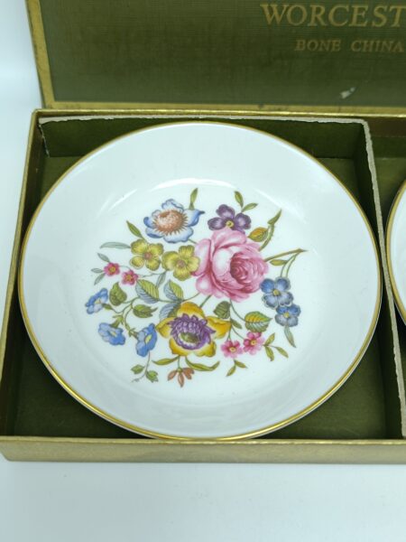 Пара винтажных блюдец для кодлеров. Фарфор. Кейс. Royal Worcester, Англия