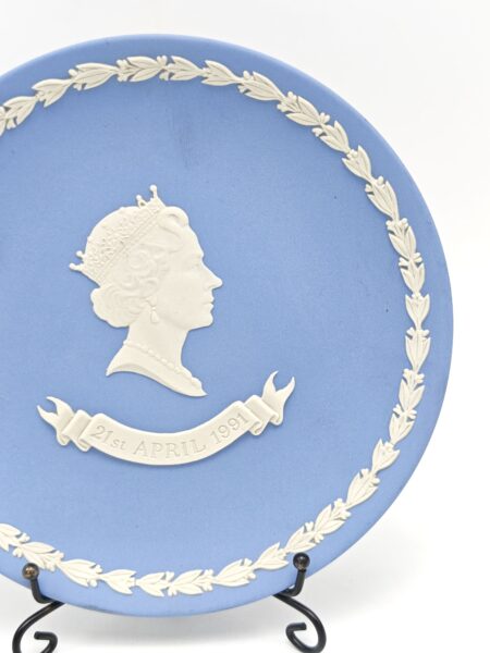 Декоративная тарелка "Елизавета II".Бисквит, Wedgwood, Великобритания 1991
