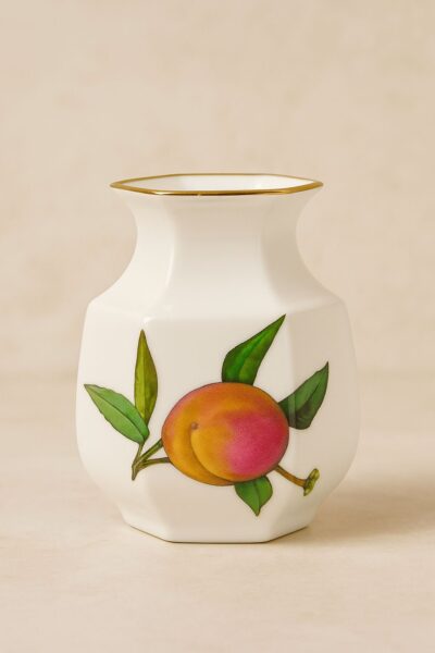 Миниатюрная ваза Royal Worcester Arden с фруктовым декором