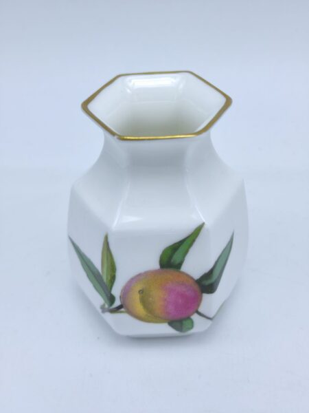 Миниатюрная ваза Royal Worcester Arden с фруктовым декором