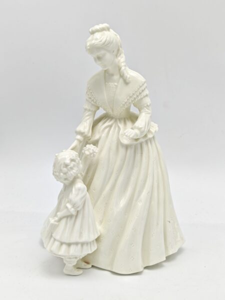 Винтажная Статуэтка Материнство "Материнское воскресенье". Фарфор. Royal Worcester, Англия 1994