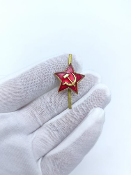 Антикварная кокарда Красная звезда с серпом и молотом , СССР, 1960-е гг.