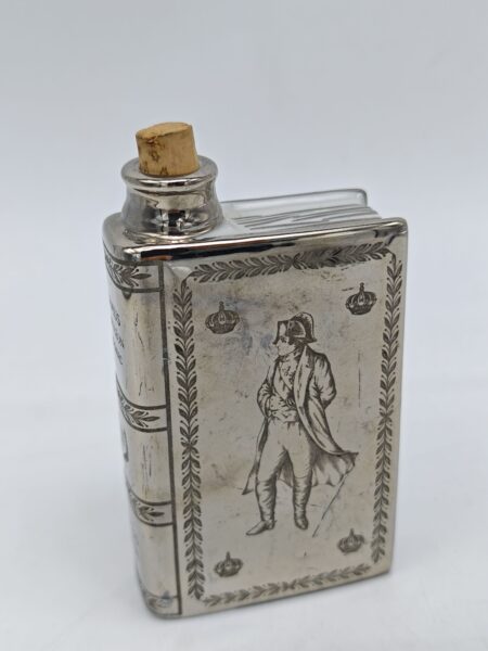 Винтажный штоф( фляга) Napoleon в форме книги, фарфор. Лимож Limoges, Франция