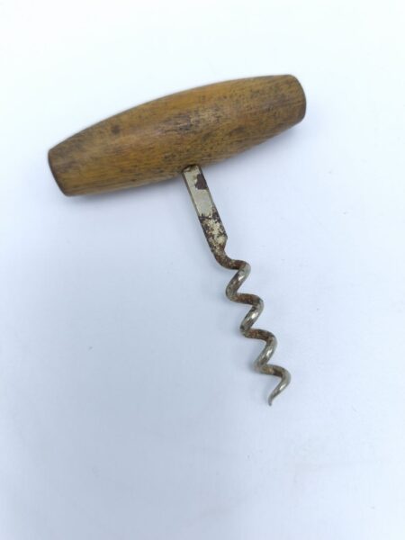 Винтажный штопор Rustic Twist металл и дерево, Англия, 1950-е