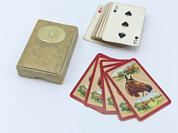 Винтажные игральные карты "Охота. Лошади" в коробке. Thomas De La Rue & Co Ltd. Англия. 52 шт.